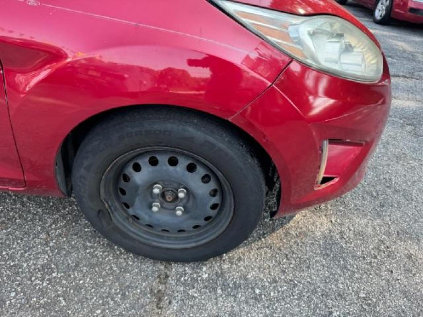 2011 RED Ford Fiesta SE Hatchback (3FADP4EJ6BM) with an 1.6L L4 DOHC 16V engine, 6-Speed Automatic transmission, located at 1806 Veterans Memorial Hwy SW, Austell, GA, 30168, (770) 944-9558, 33.817959, -84.606987 - Photo#20