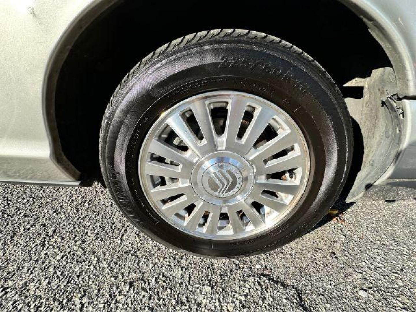 2006 Silver Mercury Grand Marquis LS Premium (2MEFM75V66X) with an 4.6L V8 OHC 16V FFV engine, 4-Speed Automatic transmission, located at 1806 Veterans Memorial Hwy SW, Austell, GA, 30168, (770) 944-9558, 33.817959, -84.606987 - Photo#13