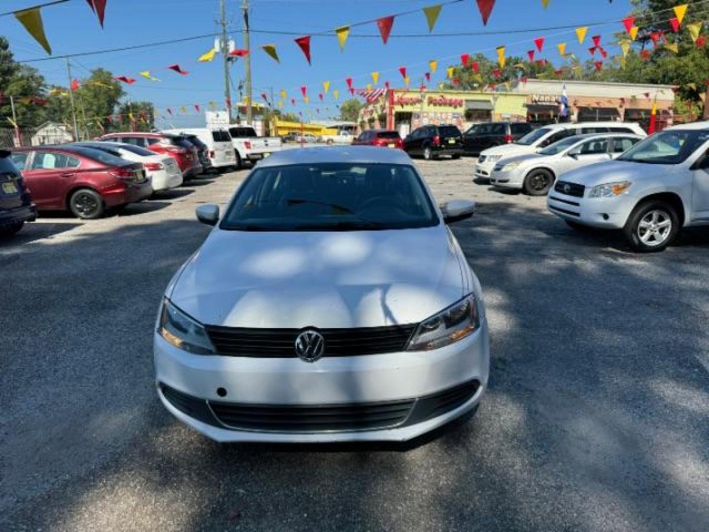 2012 WHITE Volkswagen Jetta SE (3VWDX7AJ9CM) with an 2.5L L5 DOHC 20V engine, 6-Speed Automatic transmission, located at 1806 Veterans Memorial Hwy SW, Austell, GA, 30168, (770) 944-9558, 33.817959, -84.606987 - Photo#1