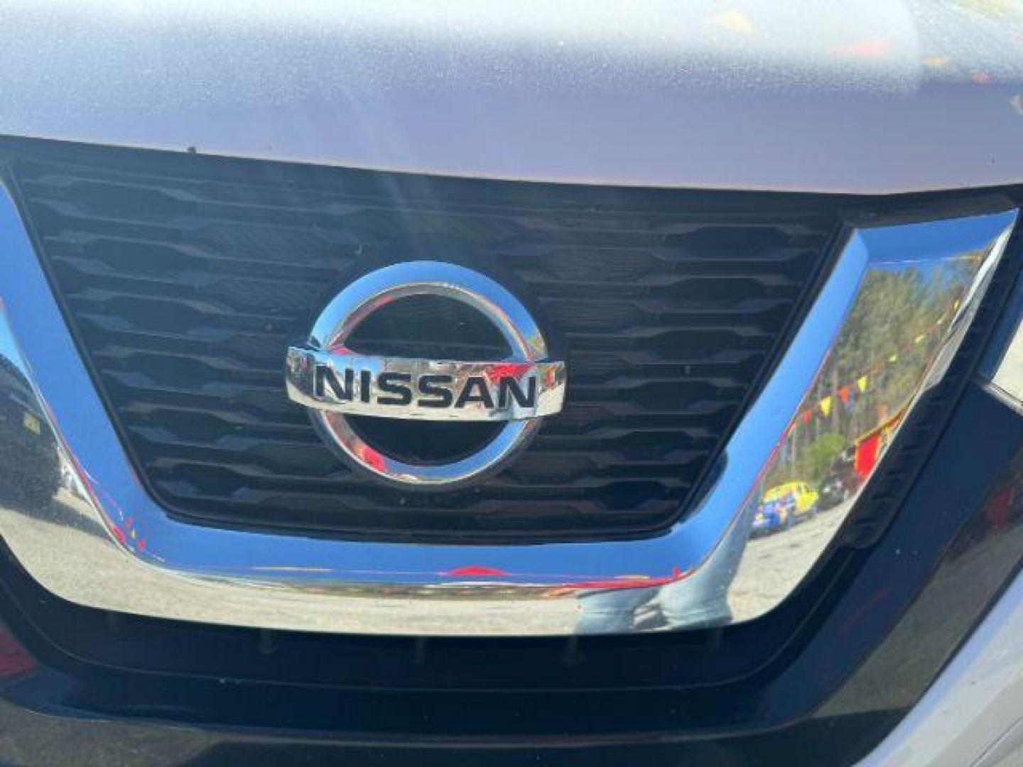 2011 Black /Black Cloth Interior Nissan Rogue SV FWD (JN8AS5MT0BW) with an 2.5L L4 DOHC 16V engine, Continuously Variabl transmission, located at 1806 Veterans Memorial Hwy SW, Austell, GA, 30168, (770) 944-9558, 33.817959, -84.606987 - Photo#14