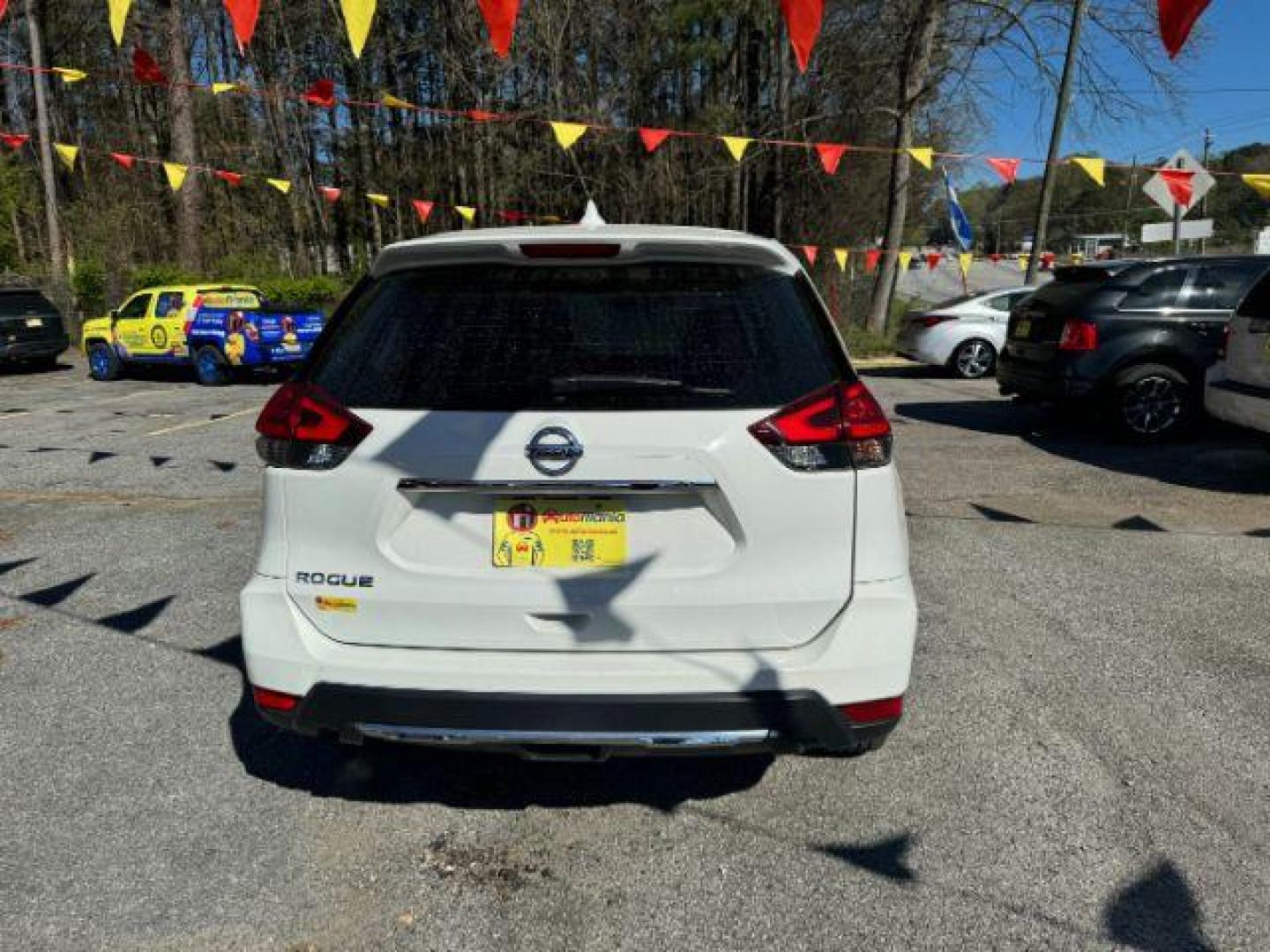 2011 Black /Black Cloth Interior Nissan Rogue SV FWD (JN8AS5MT0BW) with an 2.5L L4 DOHC 16V engine, Continuously Variabl transmission, located at 1806 Veterans Memorial Hwy SW, Austell, GA, 30168, (770) 944-9558, 33.817959, -84.606987 - Photo#4