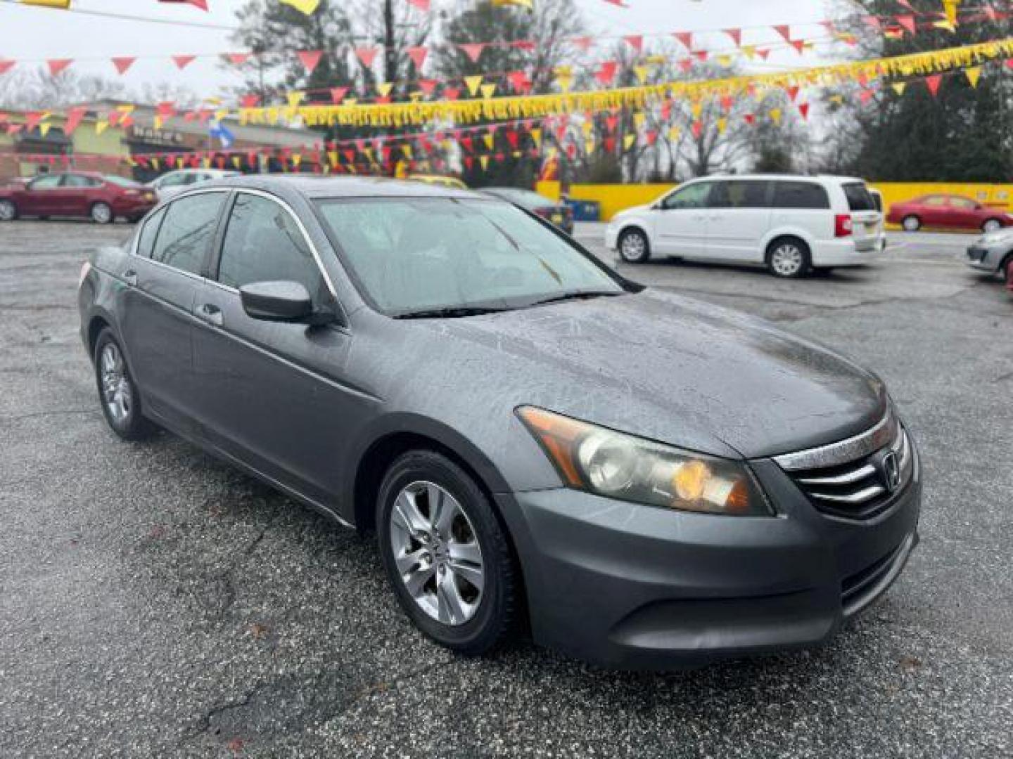 2011 Gray Honda Accord SE Sedan AT (1HGCP2F69BA) with an 2.4L L4 DOHC 16V engine, 5-Speed Automatic transmission, located at 1806 Veterans Memorial Hwy SW, Austell, GA, 30168, (770) 944-9558, 33.817959, -84.606987 - Photo#2