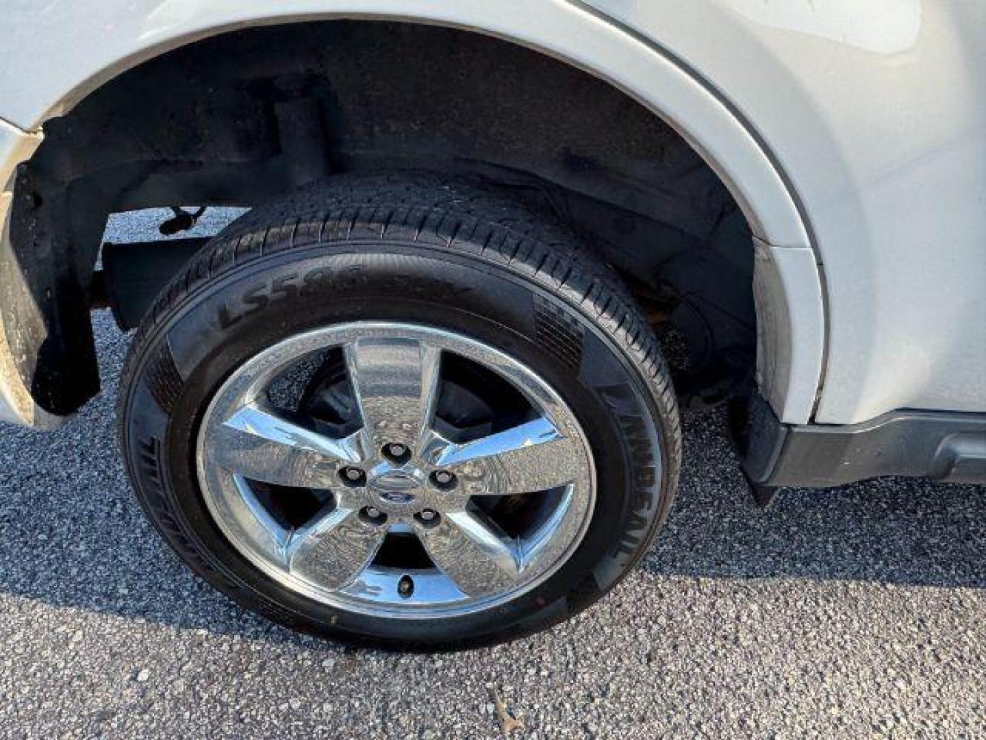 2012 White Ford Escape Limited FWD (1FMCU0E73CK) with an 2.5L L4 DOHC 16V engine, 6-Speed Automatic transmission, located at 1806 Veterans Memorial Hwy SW, Austell, GA, 30168, (770) 944-9558, 33.817959, -84.606987 - Photo#21