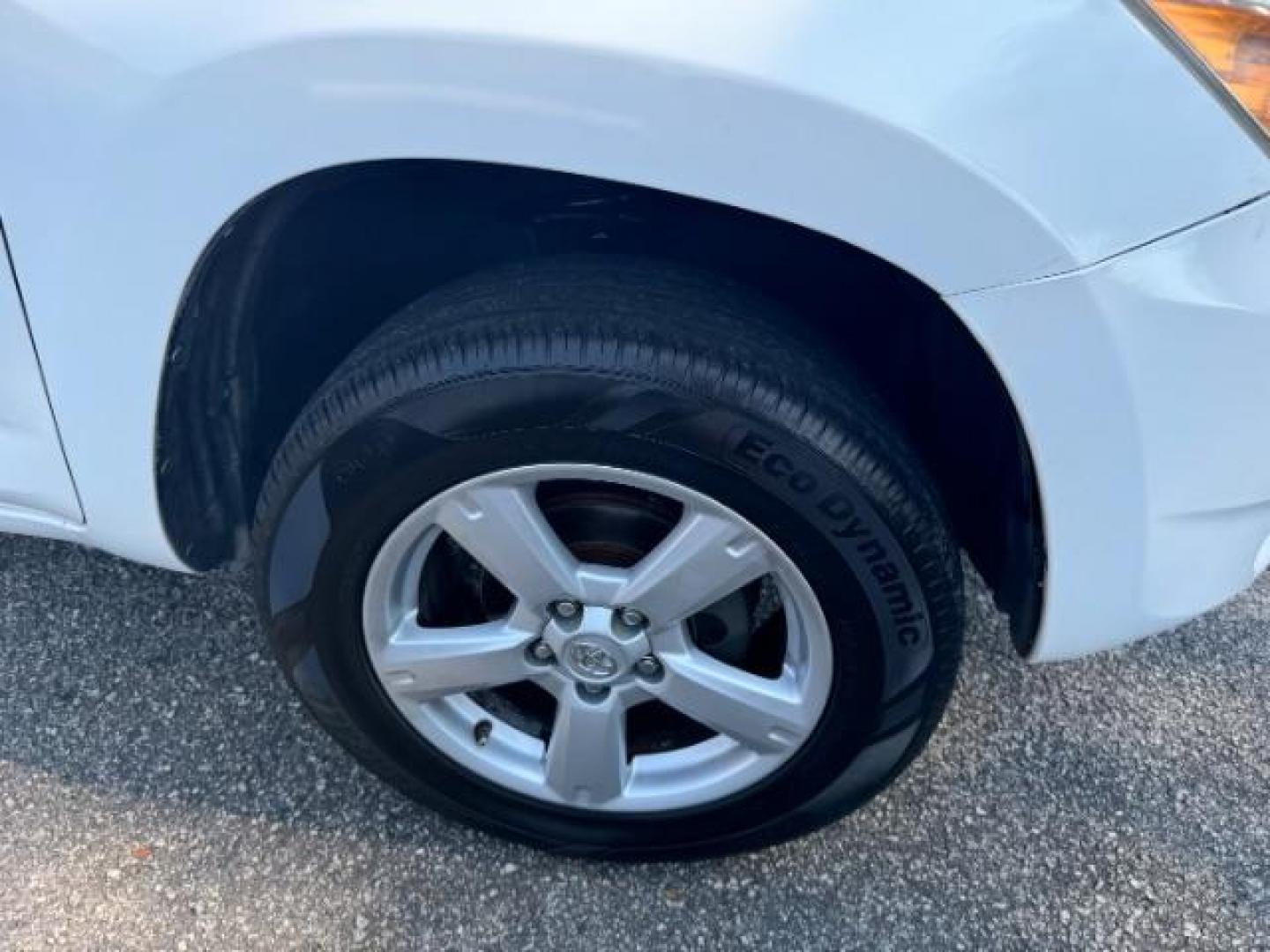 2008 White Toyota RAV4 Base I4 2WD (JTMZD33VX85) with an 2.4L L4 DOHC 16V engine, 4-Speed Automatic transmission, located at 1806 Veterans Memorial Hwy SW, Austell, GA, 30168, (770) 944-9558, 33.817959, -84.606987 - Photo#19