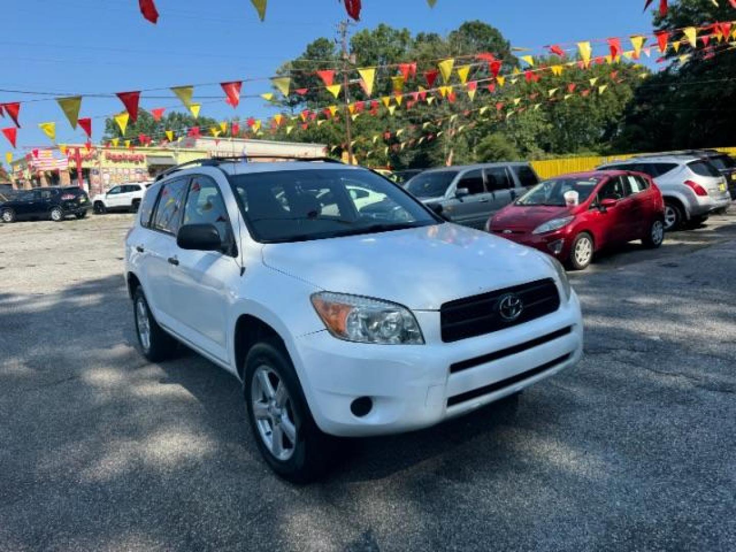 2008 White Toyota RAV4 Base I4 2WD (JTMZD33VX85) with an 2.4L L4 DOHC 16V engine, 4-Speed Automatic transmission, located at 1806 Veterans Memorial Hwy SW, Austell, GA, 30168, (770) 944-9558, 33.817959, -84.606987 - Photo#6