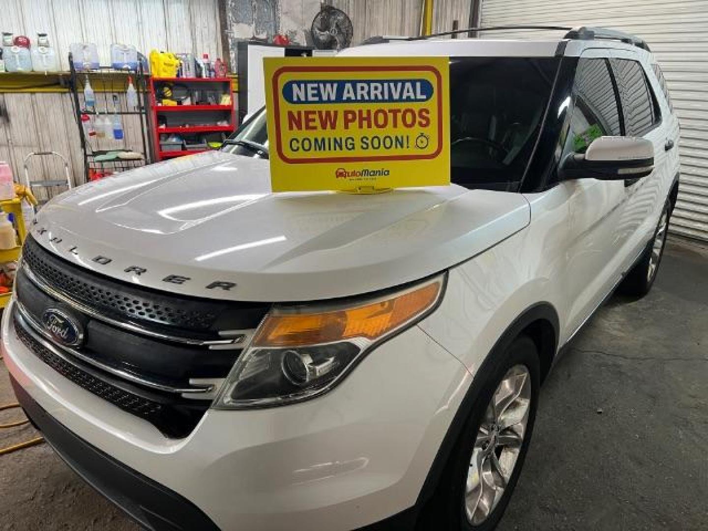 2012 White Ford Explorer SPORT UTILITY 4-DR (1FMHK8F8XCG) with an 3.5L V6 DOHC 24V engine, 6-Speed Automatic transmission, located at 1806 Veterans Memorial Hwy SW, Austell, GA, 30168, (770) 944-9558, 33.817959, -84.606987 - Photo#0