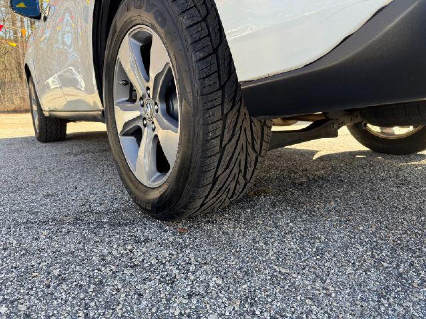 2014 White Acura MDX 6-Spd AT (5FRYD3H22EB) with an 3.5L V6 SOHC 24V engine, 6-Speed Automatic transmission, located at 1806 Veterans Memorial Hwy SW, Austell, GA, 30168, (770) 944-9558, 33.817959, -84.606987 - Photo#24