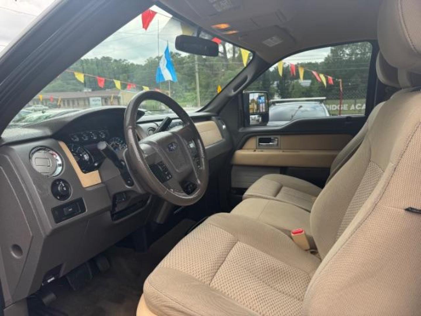 2011 White Ford F-150 XLT SuperCrew 5.5-ft (1FTFW1ET1BF) with an 3.5L V6 TURBO engine, 6-Speed Automatic transmission, located at 1806 Veterans Memorial Hwy SW, Austell, GA, 30168, (770) 944-9558, 33.817959, -84.606987 - Photo#6