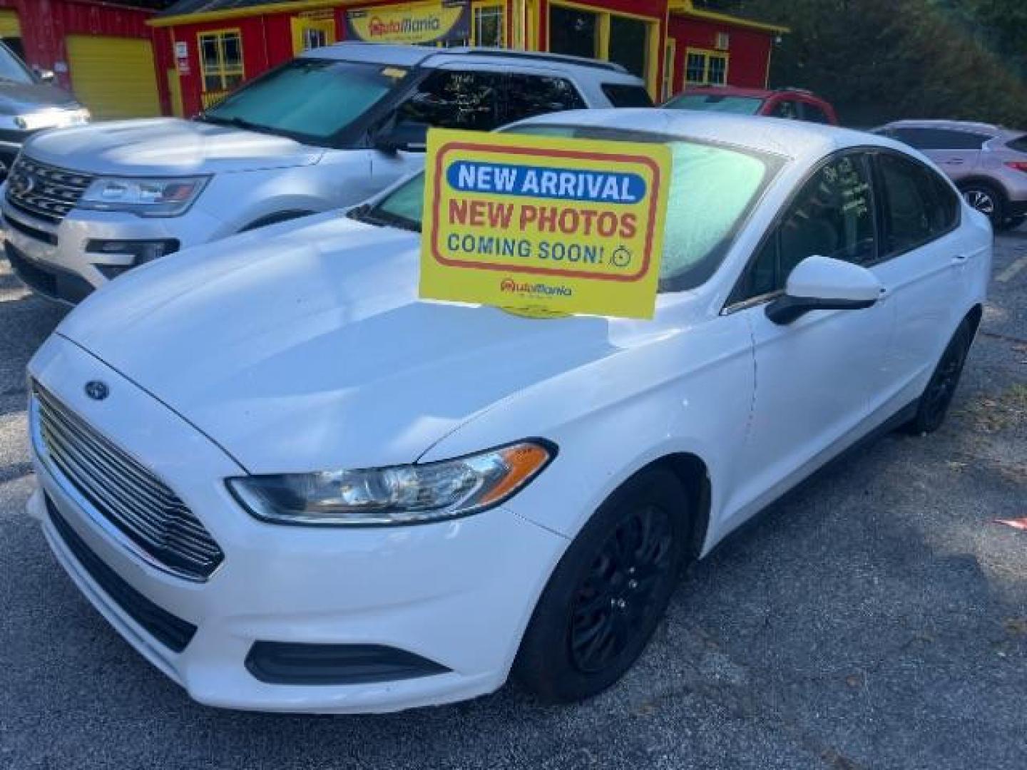 2013 White Ford Fusion S (3FA6P0G75DR) with an 2.5L L4 DOHC 16V engine, located at 1806 Veterans Memorial Hwy SW, Austell, GA, 30168, (770) 944-9558, 33.817959, -84.606987 - Photo#0