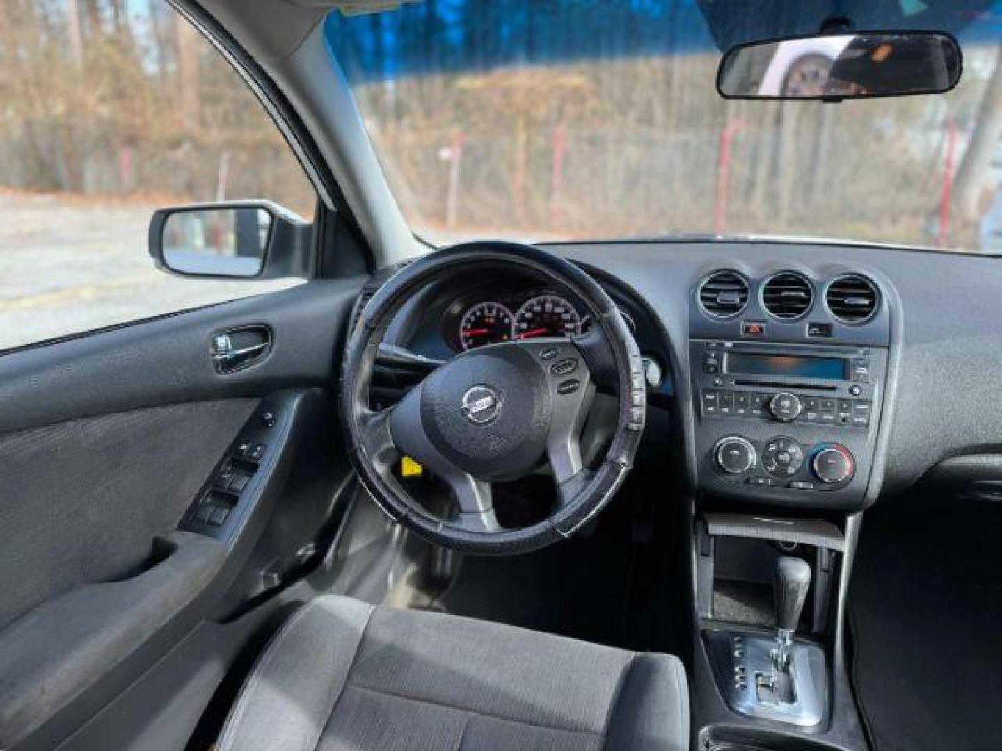 2012 White Nissan Altima 2.5 (1N4AL2APXCC) with an 2.5L L4 DOHC 16V engine, 6-Speed Manual transmission, located at 1806 Veterans Memorial Hwy SW, Austell, GA, 30168, (770) 944-9558, 33.817959, -84.606987 - Photo#12