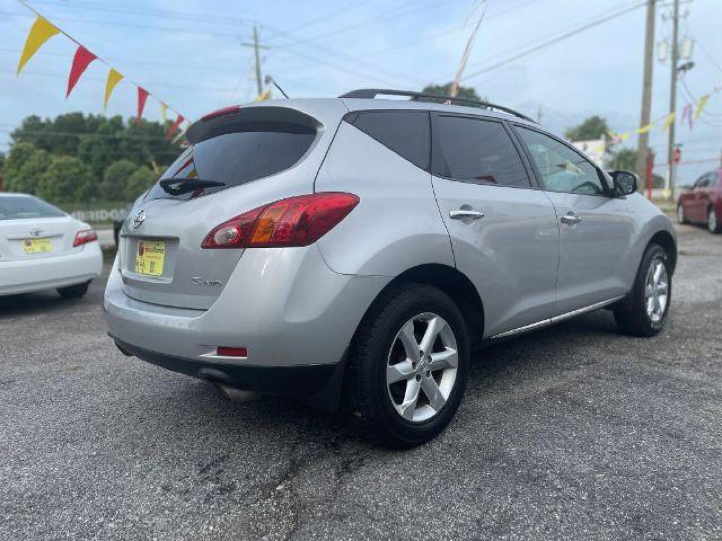 2009 Silver Nissan Murano S AWD (JN8AZ18W89W) with an 3.5L V6 DOHC 24V engine, Continuously Variable Transmission transmission, located at 1806 Veterans Memorial Hwy SW, Austell, GA, 30168, (770) 944-9558, 33.817959, -84.606987 - Photo#3
