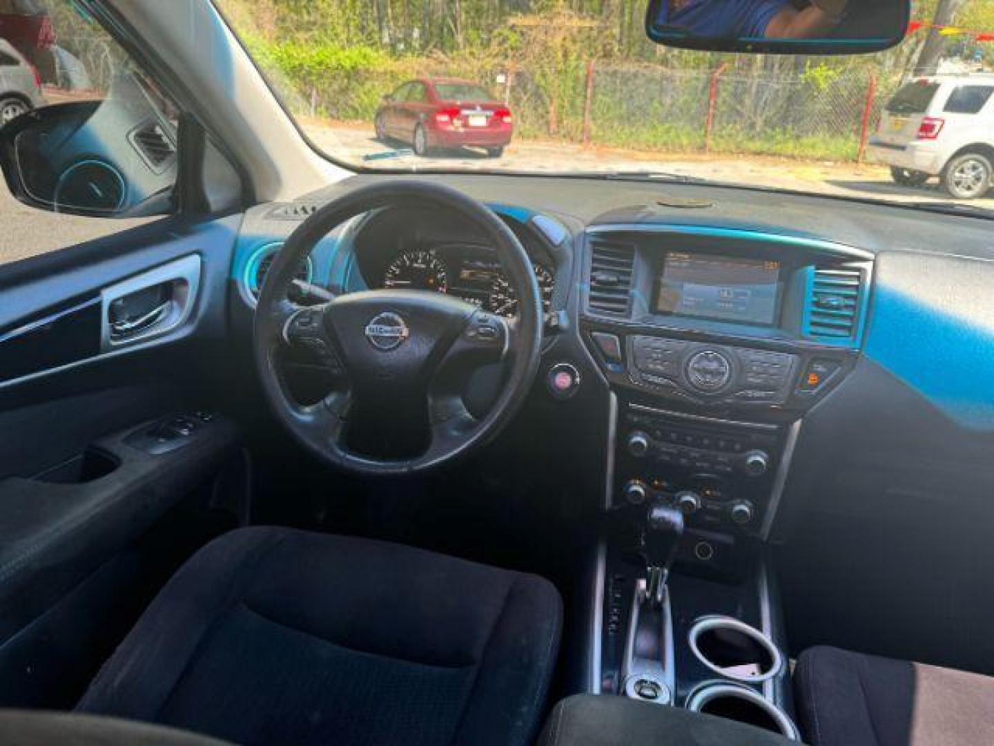 2015 Green Nissan Pathfinder SV 4WD (5N1AR2MM2FC) with an 3.5L V6 DOHC 24V engine, Continuously Variable Transmission transmission, located at 1806 Veterans Memorial Hwy SW, Austell, GA, 30168, (770) 944-9558, 33.817959, -84.606987 - Photo#11