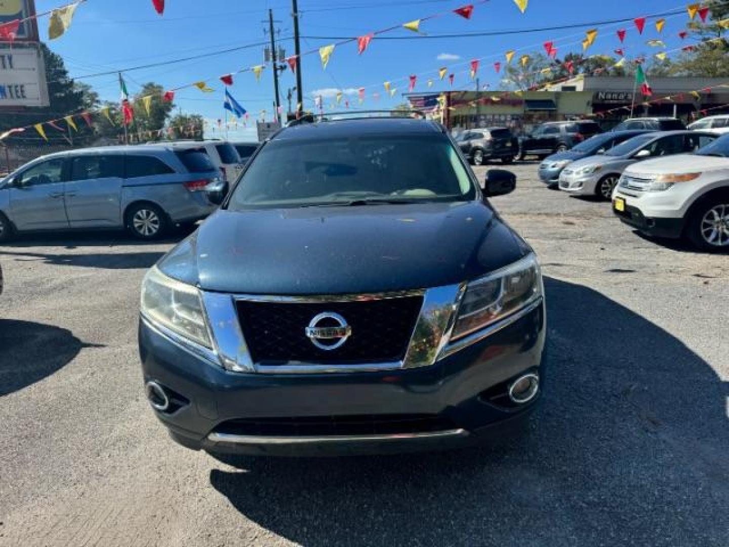 2014 Blue Nissan Pathfinder SL 2WD (5N1AR2MNXEC) with an 3.5L V6 DOHC 24V engine, Continuously Variable Transmission transmission, located at 1806 Veterans Memorial Hwy SW, Austell, GA, 30168, (770) 944-9558, 33.817959, -84.606987 - Photo#1