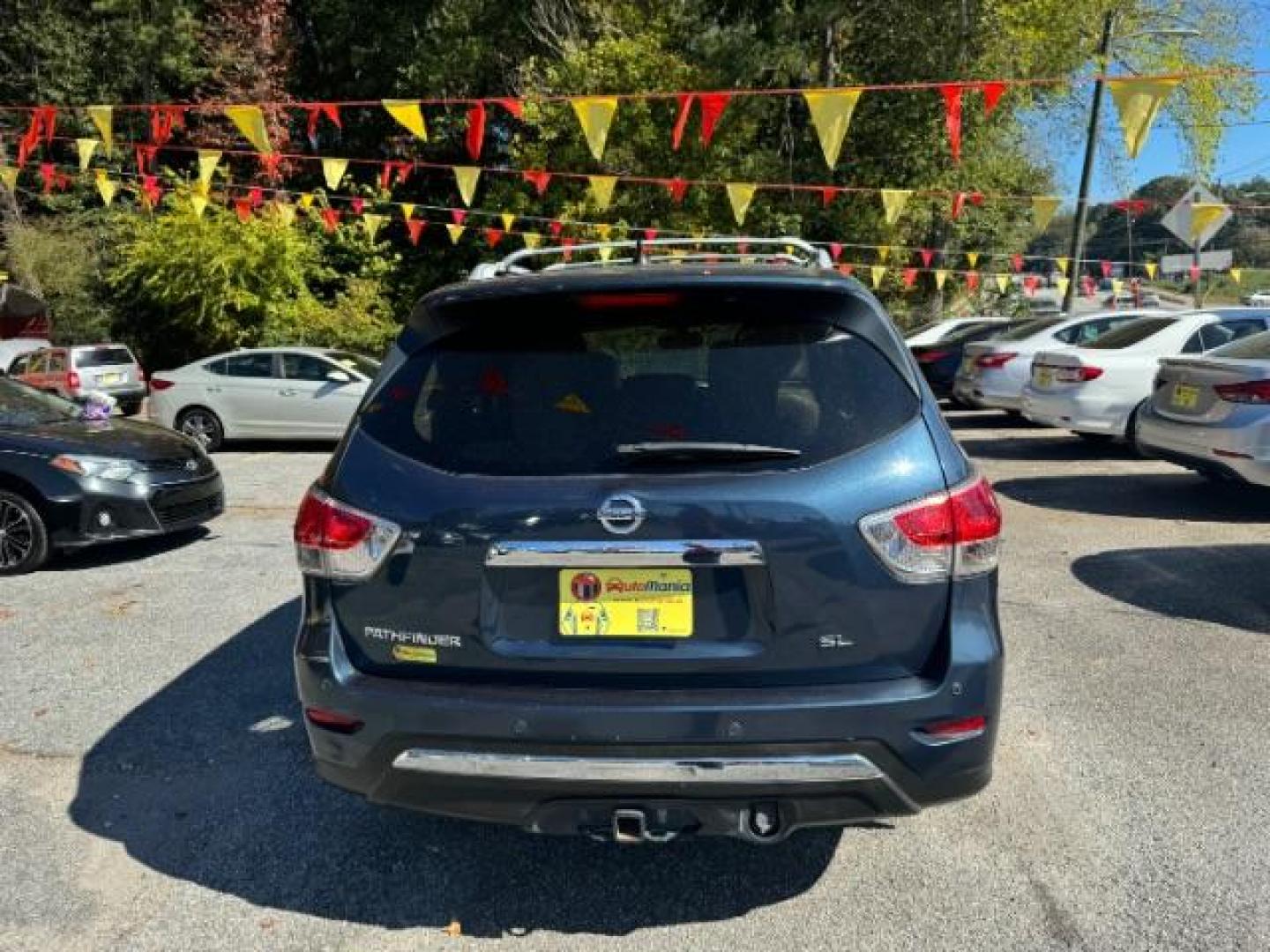 2014 Blue Nissan Pathfinder SL 2WD (5N1AR2MNXEC) with an 3.5L V6 DOHC 24V engine, Continuously Variable Transmission transmission, located at 1806 Veterans Memorial Hwy SW, Austell, GA, 30168, (770) 944-9558, 33.817959, -84.606987 - Photo#4