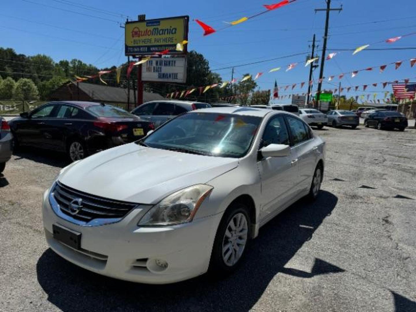 2012 White Nissan Altima 2.5 S (1N4AL2AP4CC) with an 2.5L L4 DOHC 16V engine, Continuously Variable Transmission transmission, located at 1806 Veterans Memorial Hwy SW, Austell, GA, 30168, (770) 944-9558, 33.817959, -84.606987 - Photo#0