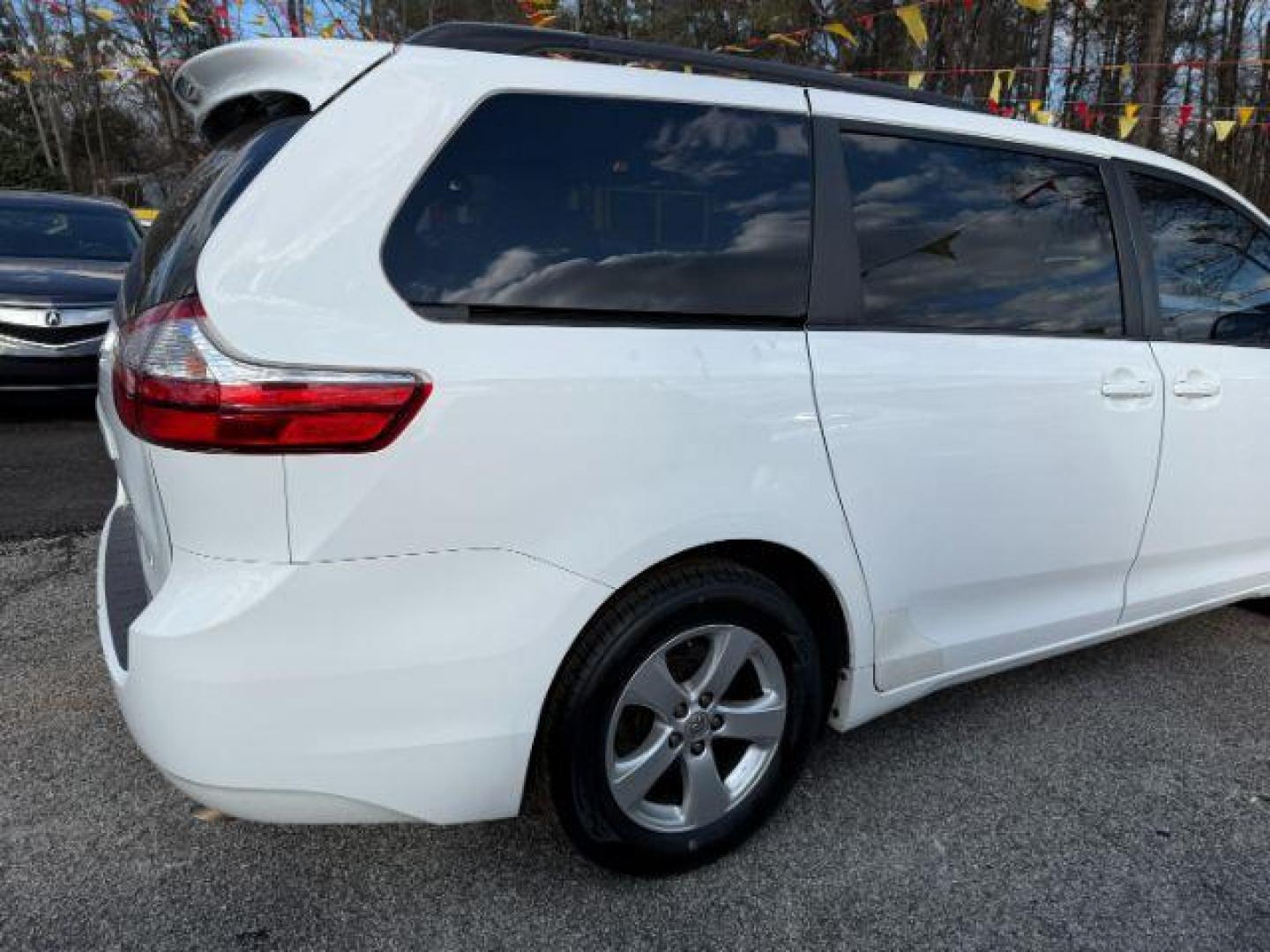 2016 White Toyota Sienna LE FWD 8-Passenger V6 (5TDKK3DC3GS) with an 3.5L V6 EFI DOHC 24V engine, 5-Speed Automatic transmission, located at 1806 Veterans Memorial Hwy SW, Austell, GA, 30168, (770) 944-9558, 33.817959, -84.606987 - Photo#7