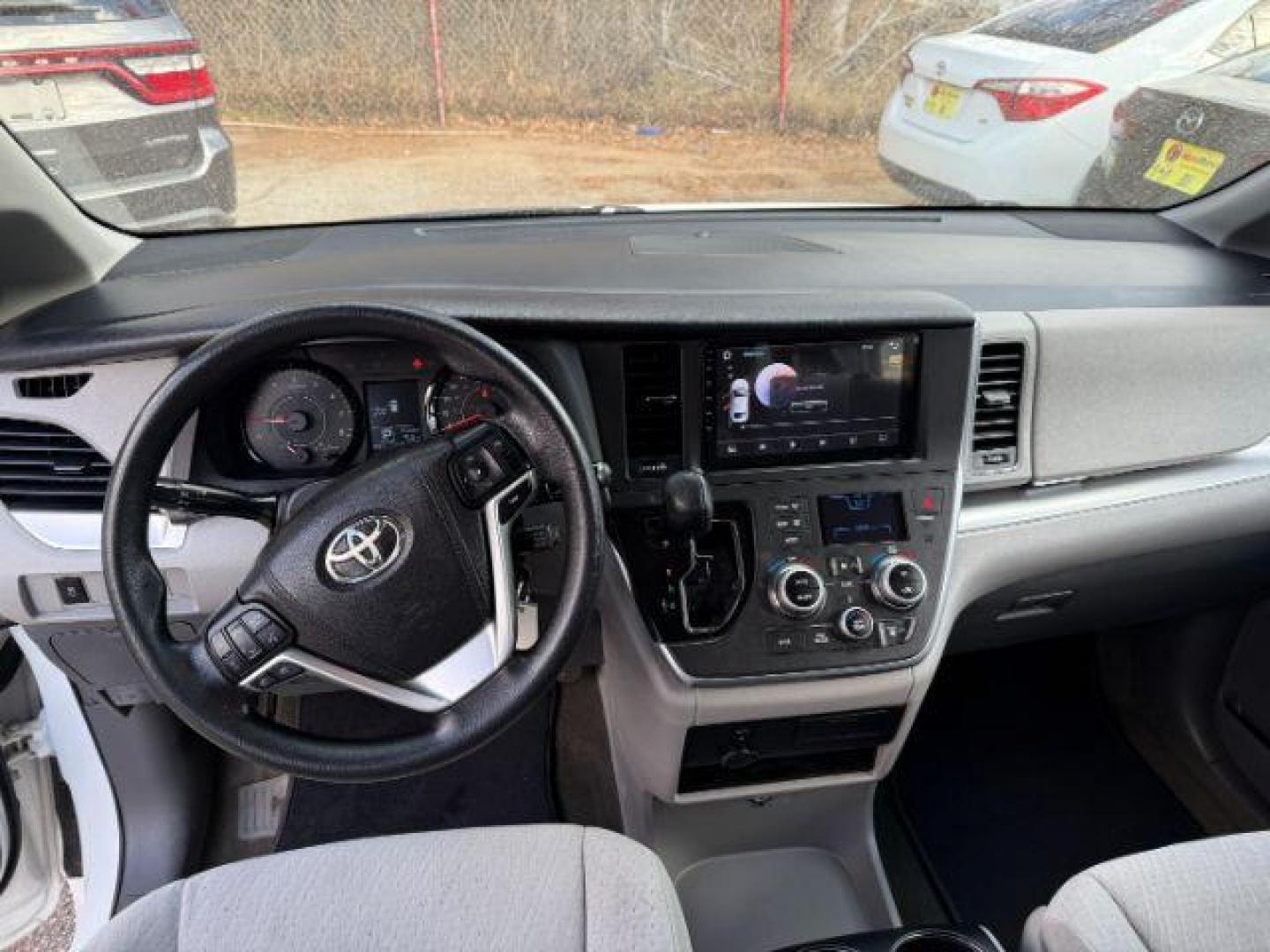 2016 White Toyota Sienna LE FWD 8-Passenger V6 (5TDKK3DC3GS) with an 3.5L V6 EFI DOHC 24V engine, 5-Speed Automatic transmission, located at 1806 Veterans Memorial Hwy SW, Austell, GA, 30168, (770) 944-9558, 33.817959, -84.606987 - Photo#17