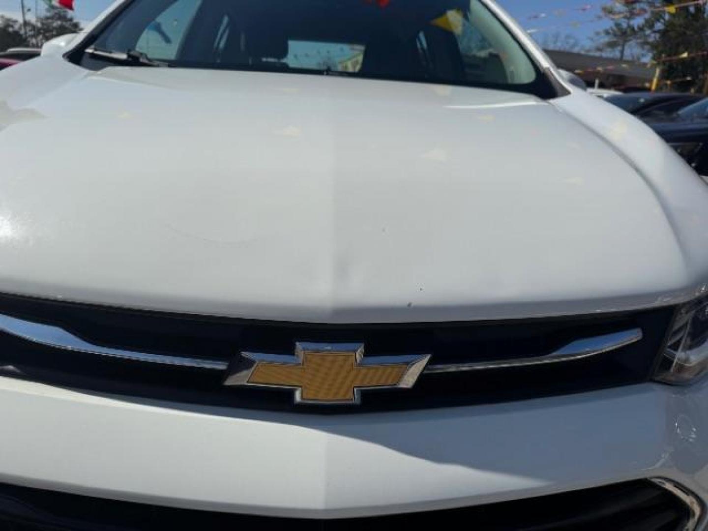 2017 White Chevrolet Trax LS FWD (KL7CJKSB8HB) with an 1.4L L4 DOHC 16V engine, 6-Speed Automatic transmission, located at 1806 Veterans Memorial Hwy SW, Austell, GA, 30168, (770) 944-9558, 33.817959, -84.606987 - Photo#17