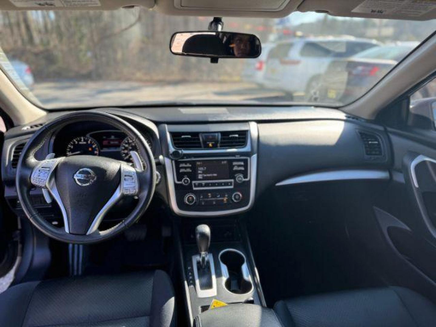 2017 Gray Nissan Altima 2.5 SR (1N4AL3AP7HC) with an 2.5L L4 DOHC 16V engine, Continuously Variable Transmission transmission, located at 1806 Veterans Memorial Hwy SW, Austell, GA, 30168, (770) 944-9558, 33.817959, -84.606987 - Photo#10