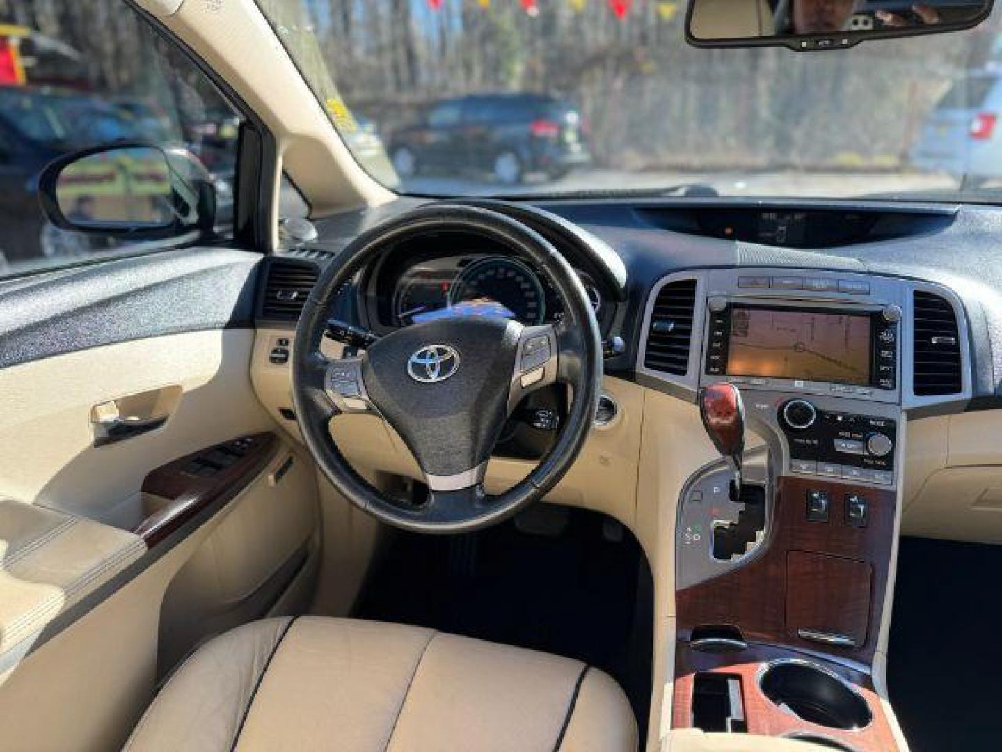 2011 Brown Toyota Venza AWD V6 (4T3BK3BB3BU) with an 3.5L V6 DOHC 24V engine, 6-Speed Automatic transmission, located at 1806 Veterans Memorial Hwy SW, Austell, GA, 30168, (770) 944-9558, 33.817959, -84.606987 - Photo#11