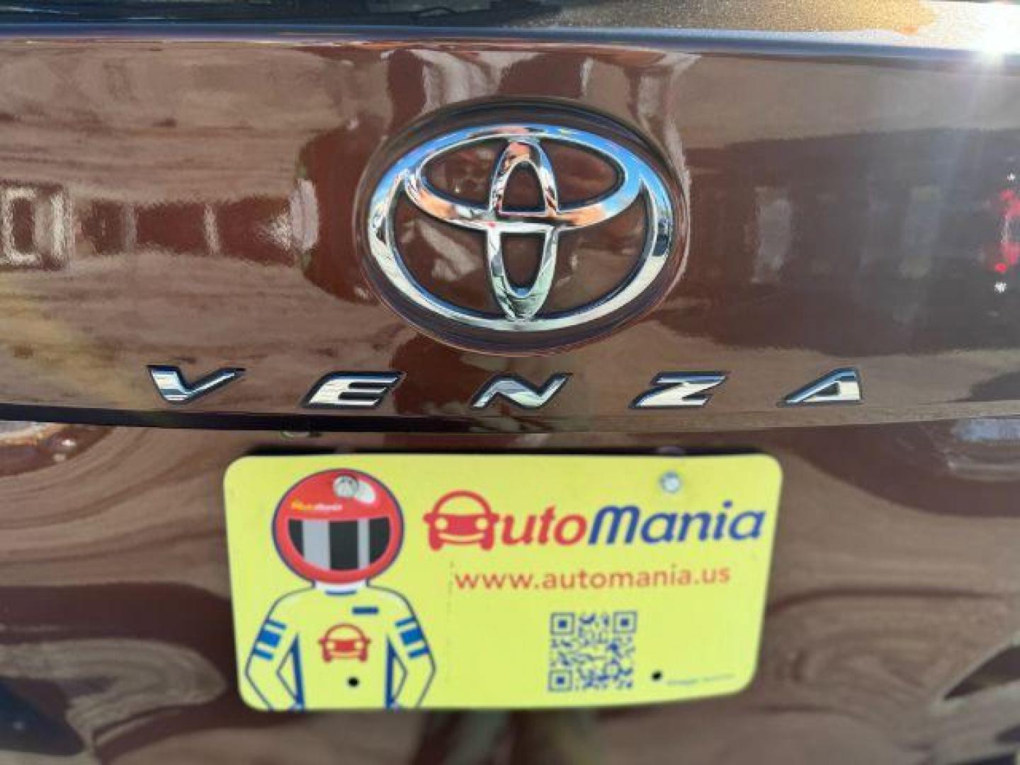 2011 Brown Toyota Venza AWD V6 (4T3BK3BB3BU) with an 3.5L V6 DOHC 24V engine, 6-Speed Automatic transmission, located at 1806 Veterans Memorial Hwy SW, Austell, GA, 30168, (770) 944-9558, 33.817959, -84.606987 - Photo#15