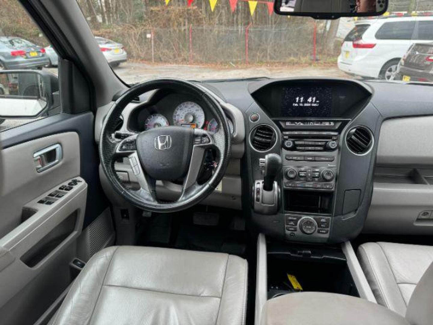 2014 Silver Honda Pilot EX-L 2WD 5-Spd AT with Navigation (5FNYF3H79EB) with an 3.5L V6 SOHC 24V engine, 5-Speed Automatic transmission, located at 1806 Veterans Memorial Hwy SW, Austell, GA, 30168, (770) 944-9558, 33.817959, -84.606987 - Photo#12