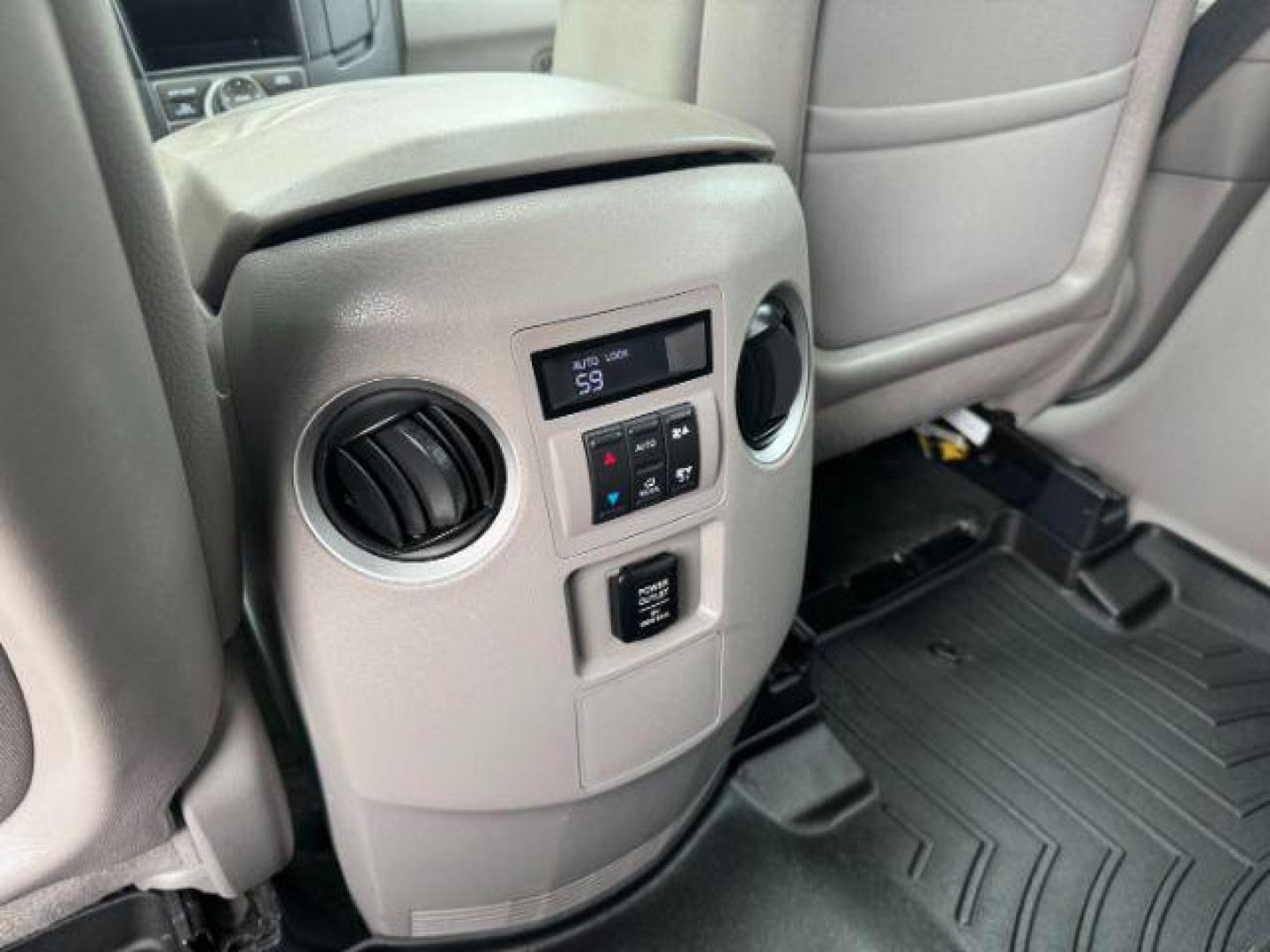 2014 Silver Honda Pilot EX-L 2WD 5-Spd AT with Navigation (5FNYF3H79EB) with an 3.5L V6 SOHC 24V engine, 5-Speed Automatic transmission, located at 1806 Veterans Memorial Hwy SW, Austell, GA, 30168, (770) 944-9558, 33.817959, -84.606987 - Photo#14