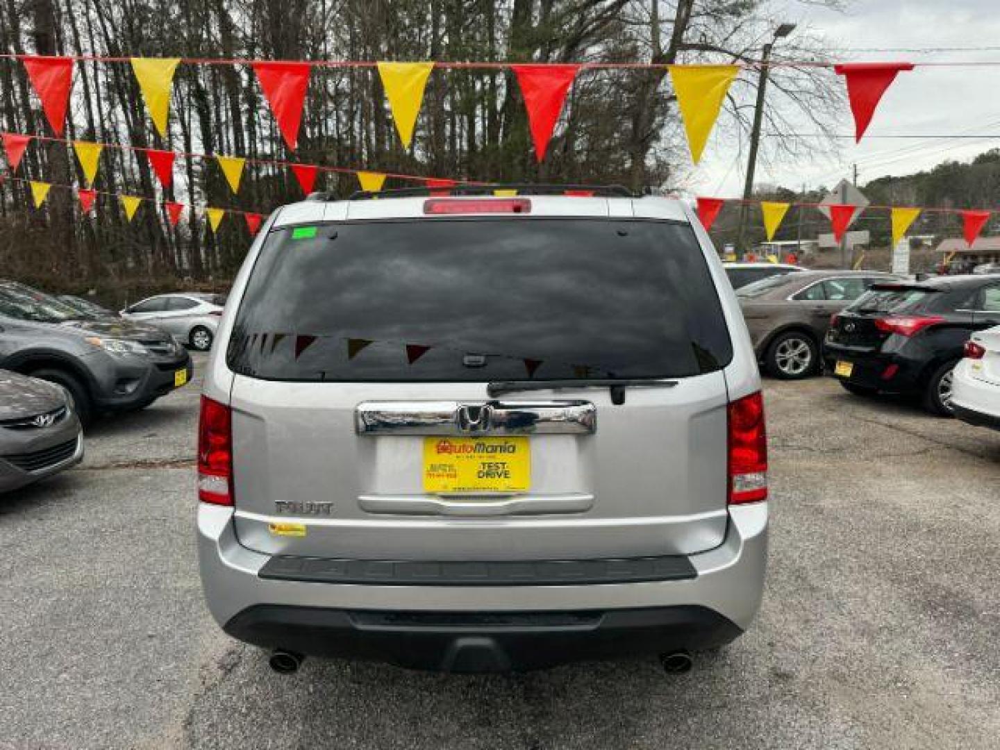 2014 Silver Honda Pilot EX-L 2WD 5-Spd AT with Navigation (5FNYF3H79EB) with an 3.5L V6 SOHC 24V engine, 5-Speed Automatic transmission, located at 1806 Veterans Memorial Hwy SW, Austell, GA, 30168, (770) 944-9558, 33.817959, -84.606987 - Photo#4