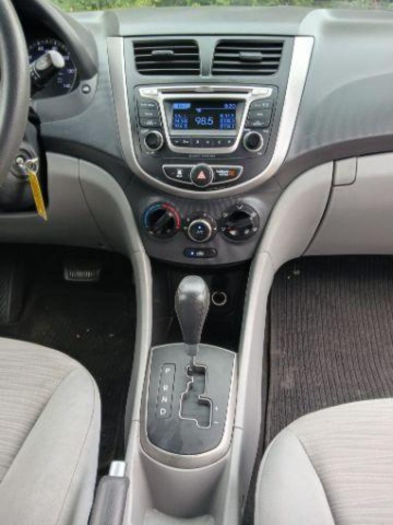 2017 Silver Hyundai Accent SE 4-Door 6A (KMHCT4AEXHU) with an 1.6L L4 DOHC 16V engine, 6-Speed Automatic transmission, located at 1806 Veterans Memorial Hwy SW, Austell, GA, 30168, (770) 944-9558, 33.817959, -84.606987 - Photo#13