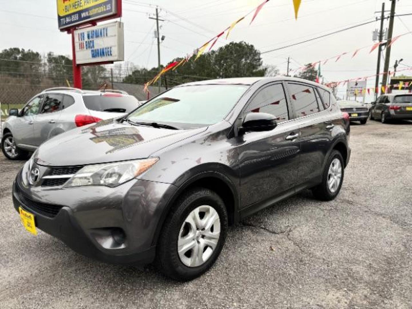2013 Gray Toyota RAV4 LE AWD (2T3BFREVXDW) with an 2.5L L4 DOHC 16V engine, 6-Speed Automatic transmission, located at 1806 Veterans Memorial Hwy SW, Austell, GA, 30168, (770) 944-9558, 33.817959, -84.606987 - Photo#0