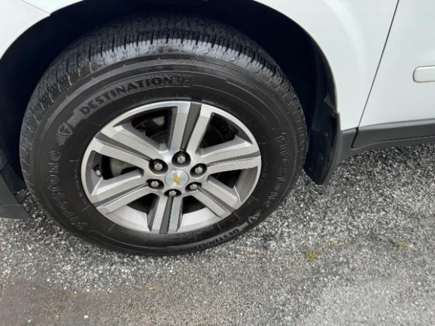 2016 White Chevrolet Traverse 2LT FWD (1GNKRHKD2GJ) with an 3.6L V6 DOHC 24V engine, 6-Speed Automatic transmission, located at 1806 Veterans Memorial Hwy SW, Austell, GA, 30168, (770) 944-9558, 33.817959, -84.606987 - Photo#22