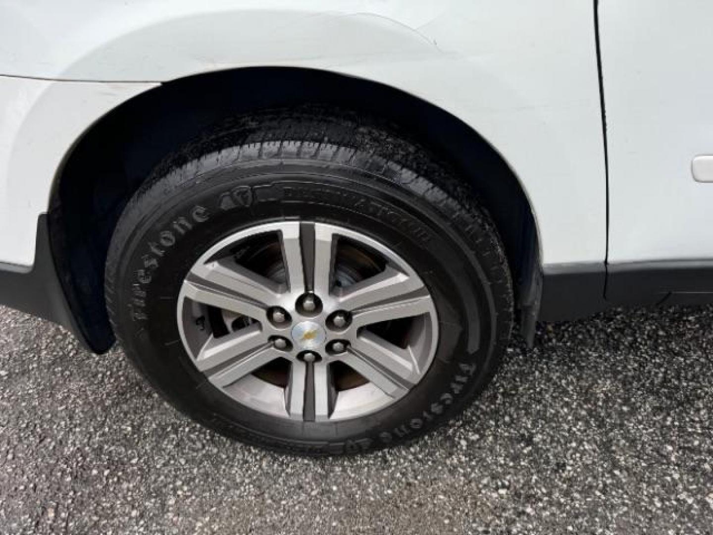 2016 White Chevrolet Traverse 2LT FWD (1GNKRHKD2GJ) with an 3.6L V6 DOHC 24V engine, 6-Speed Automatic transmission, located at 1806 Veterans Memorial Hwy SW, Austell, GA, 30168, (770) 944-9558, 33.817959, -84.606987 - Photo#24