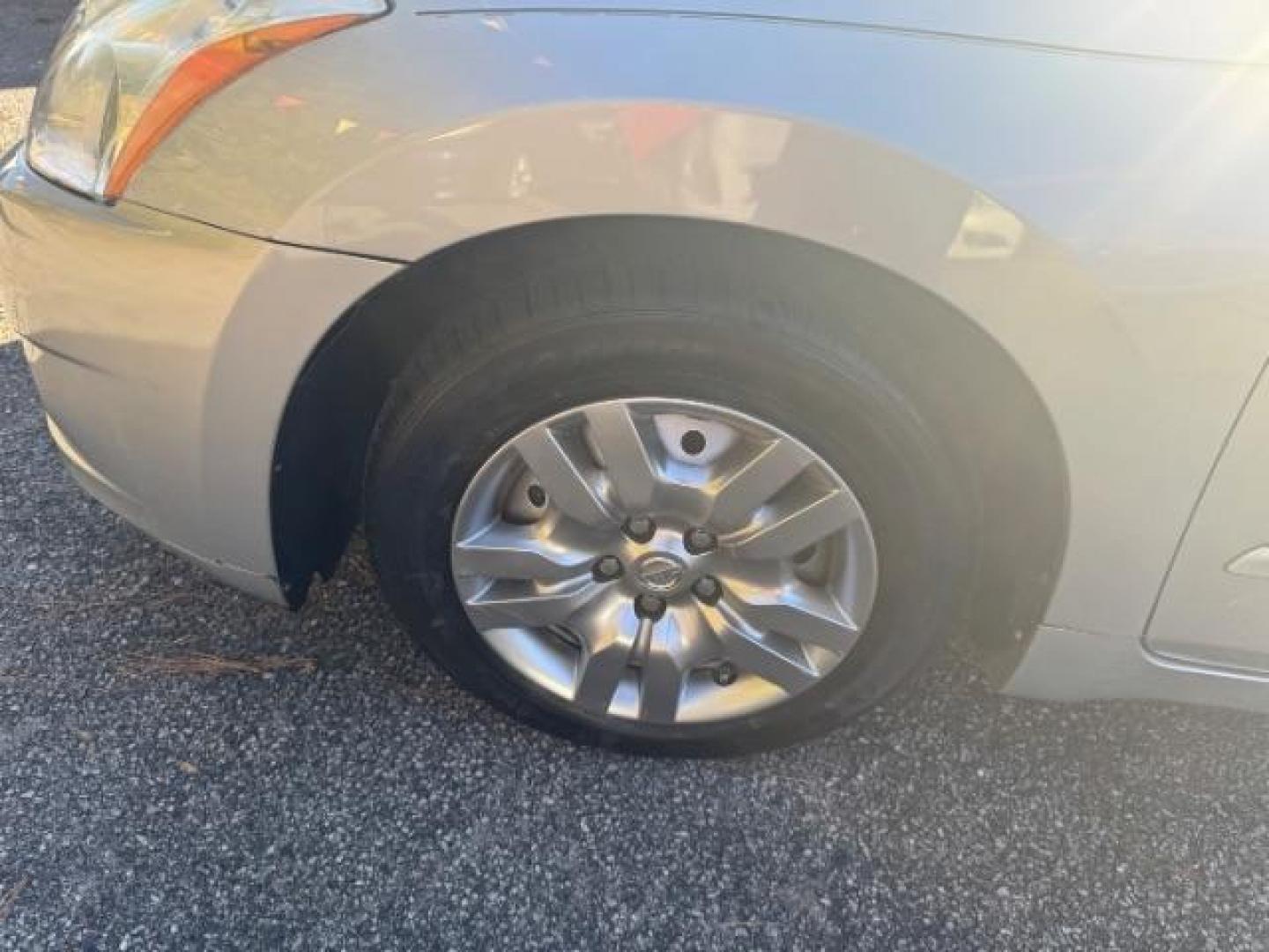 2011 Gray Nissan Altima 2.5 (1N4AL2AP4BC) with an 2.5L L4 DOHC 16V engine, Automatic transmission, located at 1806 Veterans Memorial Hwy SW, Austell, GA, 30168, (770) 944-9558, 33.817959, -84.606987 - Photo#16