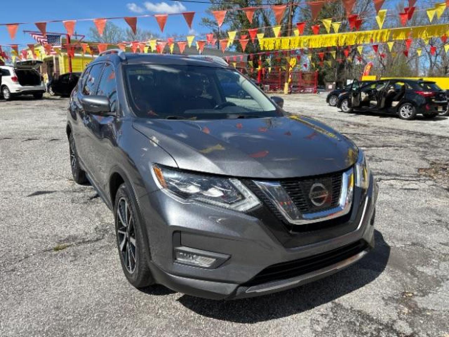 2017 Gray Nissan Rogue SL FWD (JN8AT2MT5HW) with an 2.5L L4 DOHC 16V engine, Continuously Variable Transmission transmission, located at 1806 Veterans Memorial Hwy SW, Austell, GA, 30168, (770) 944-9558, 33.817959, -84.606987 - Photo#0