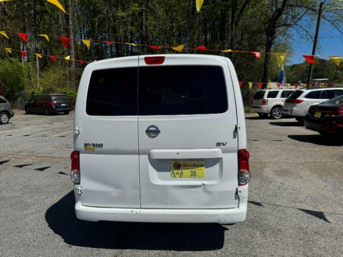 2020 White Nissan NV200 SV (3N6CM0KNXLK) with an 2.0L L4 DOHC 16V engine, Continuously Variable Transmission transmission, located at 1806 Veterans Memorial Hwy SW, Austell, GA, 30168, (770) 944-9558, 33.817959, -84.606987 - Photo#4