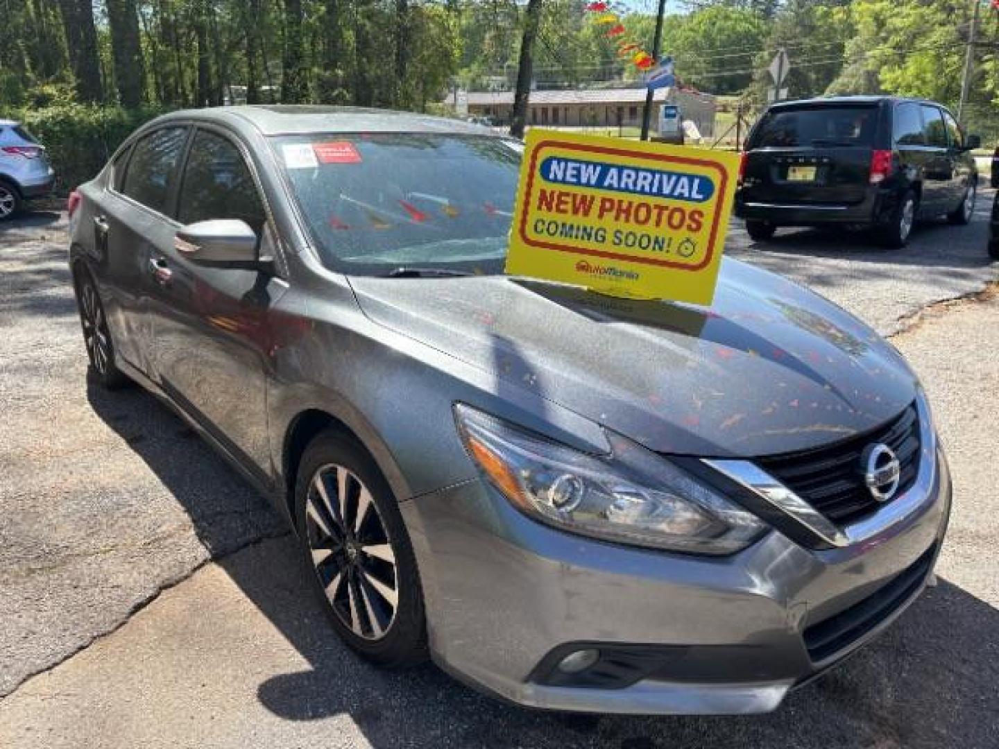 2018 Gray Nissan Altima 2.5 SL (1N4AL3AP9JC) with an 2.5L L4 DOHC 16V engine, Continuously Variable Transmission transmission, located at 1806 Veterans Memorial Hwy SW, Austell, GA, 30168, (770) 944-9558, 33.817959, -84.606987 - Photo#0