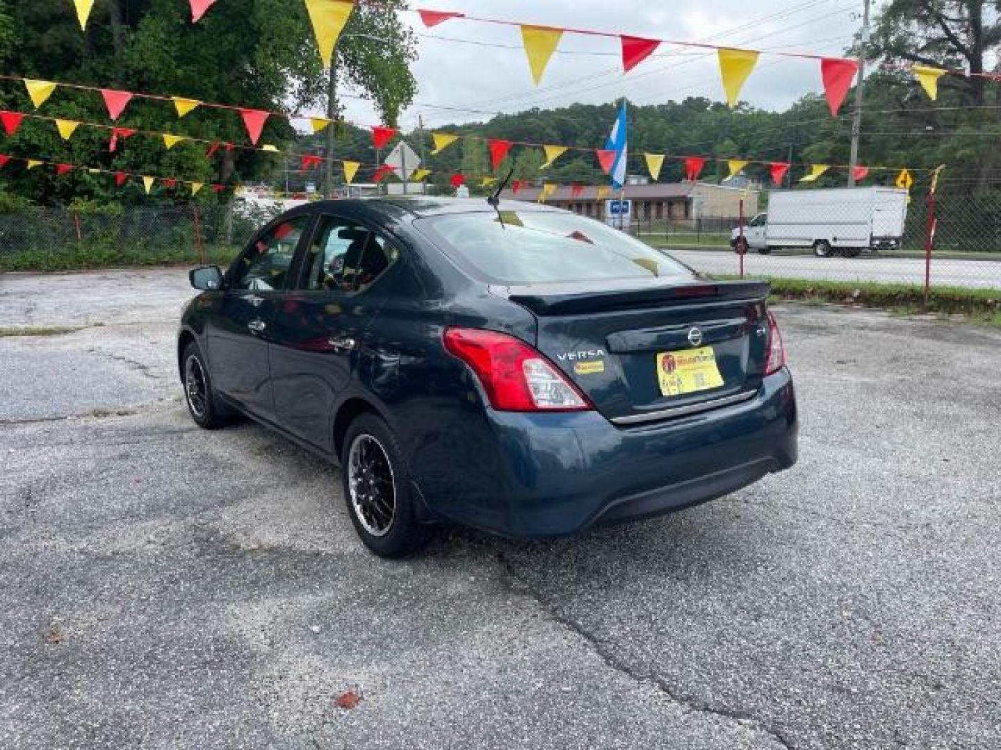 2017 Blue Nissan Versa 1.6 SV Sedan (3N1CN7AP4HL) with an 1.6L L4 DOHC 16V engine, Continuously Variable Transmission transmission, located at 1806 Veterans Memorial Hwy SW, Austell, GA, 30168, (770) 944-9558, 33.817959, -84.606987 - Photo#8