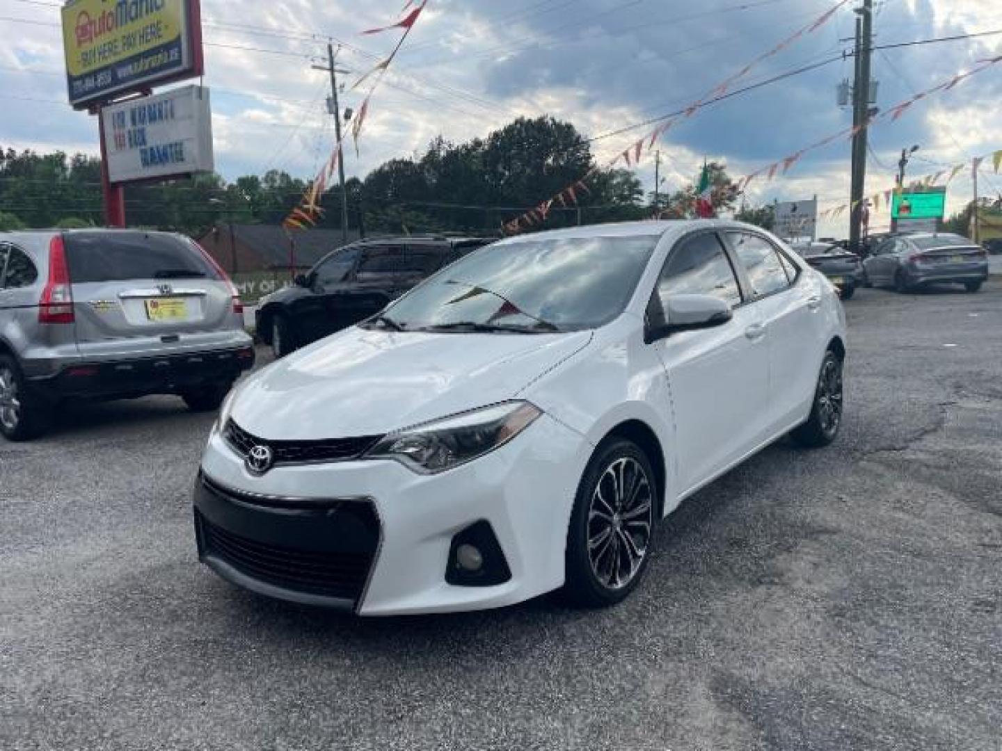 2015 White Toyota Corolla S Plus CVT (2T1BURHE5FC) with an 1.8L L4 DOHC 16V engine, Continuously Variable Transmission transmission, located at 1806 Veterans Memorial Hwy SW, Austell, GA, 30168, (770) 944-9558, 33.817959, -84.606987 - Photo#0