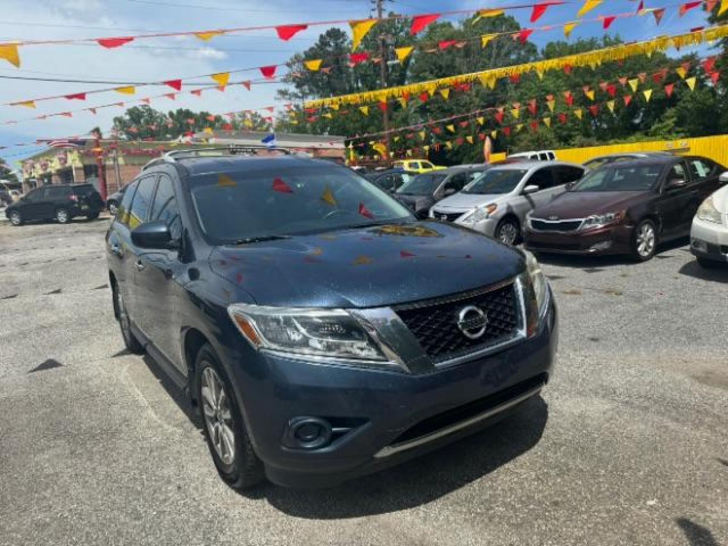 2014 Blue Nissan Pathfinder SV 2WD (5N1AR2MN6EC) with an 3.5L V6 DOHC 24V engine, Continuously Variable Transmission transmission, located at 1806 Veterans Memorial Hwy SW, Austell, GA, 30168, (770) 944-9558, 33.817959, -84.606987 - Photo#0