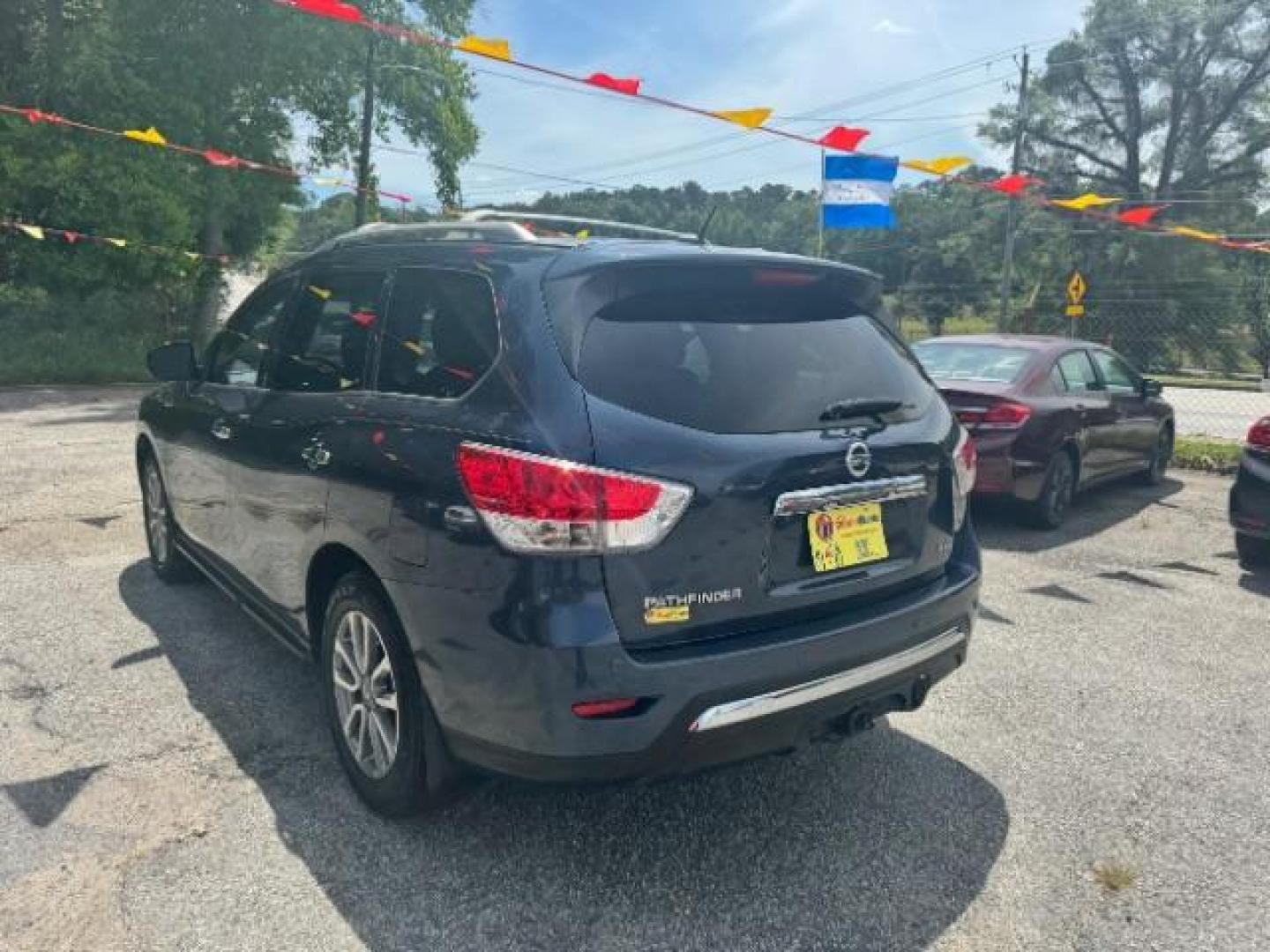 2014 Blue Nissan Pathfinder SV 2WD (5N1AR2MN6EC) with an 3.5L V6 DOHC 24V engine, Continuously Variable Transmission transmission, located at 1806 Veterans Memorial Hwy SW, Austell, GA, 30168, (770) 944-9558, 33.817959, -84.606987 - Photo#5