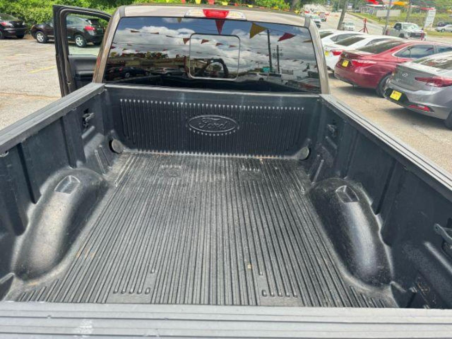 2016 Brown Ford F-150 Lariat SuperCrew 6.5-ft. Bed 4WD (1FTFW1EG9GF) with an 3.5 V6 engine, 6-Speed Automatic transmission, located at 1806 Veterans Memorial Hwy SW, Austell, GA, 30168, (770) 944-9558, 33.817959, -84.606987 - Photo#18