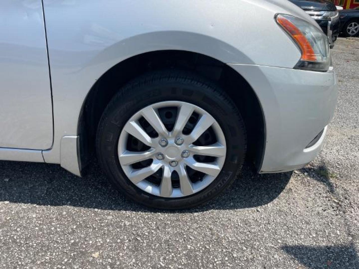 2013 Silver Nissan Sentra SV (1N4AB7AP2DN) with an 1.8L L4 SFI DOHC 16V engine, Continuously Variable Transmission transmission, located at 1806 Veterans Memorial Hwy SW, Austell, GA, 30168, (770) 944-9558, 33.817959, -84.606987 - Photo#11