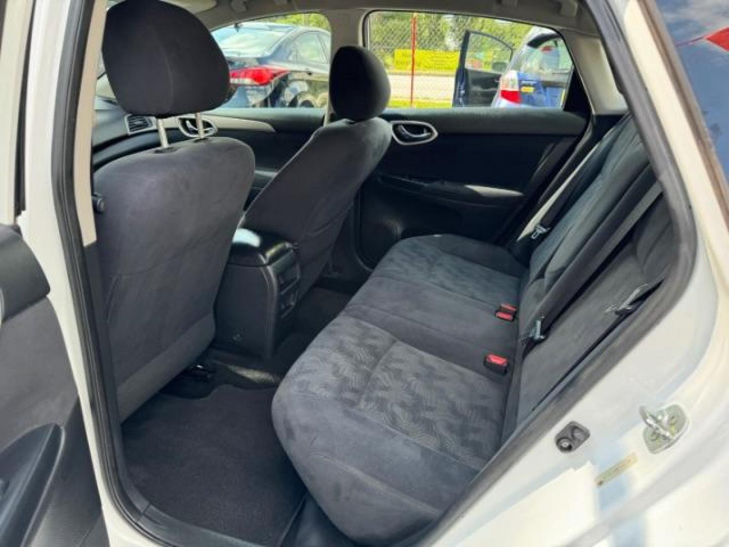 2013 White Nissan Sentra SV (3N1AB7AP5DL) with an 1.8L L4 SFI DOHC 16V engine, Continuously Variable Transmission transmission, located at 1806 Veterans Memorial Hwy SW, Austell, GA, 30168, (770) 944-9558, 33.817959, -84.606987 - Photo#9