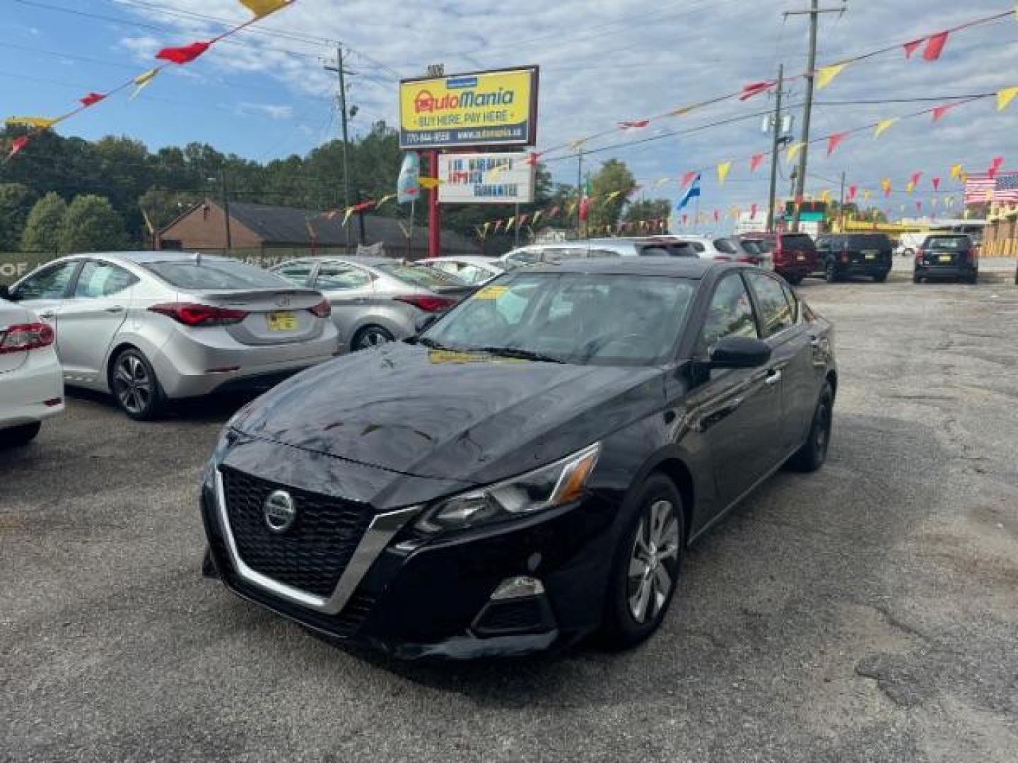 2019 Black Nissan Altima 2.5 S (1N4BL4BV3KN) with an 2.5L L4 DOHC 16V engine, Continuously Variable Transmission transmission, located at 1806 Veterans Memorial Hwy SW, Austell, GA, 30168, (770) 944-9558, 33.817959, -84.606987 - Photo#0