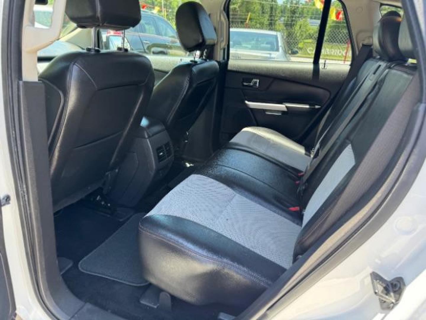 2013 White Ford Edge SEL FWD (2FMDK3JC7DB) with an 3.5L V6 DOHC 24V engine, 6-Speed Automatic transmission, located at 1806 Veterans Memorial Hwy SW, Austell, GA, 30168, (770) 944-9558, 33.817959, -84.606987 - Photo#11