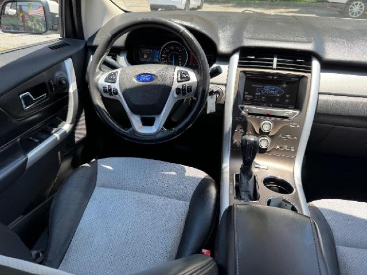 2013 White Ford Edge SEL FWD (2FMDK3JC7DB) with an 3.5L V6 DOHC 24V engine, 6-Speed Automatic transmission, located at 1806 Veterans Memorial Hwy SW, Austell, GA, 30168, (770) 944-9558, 33.817959, -84.606987 - Photo#15