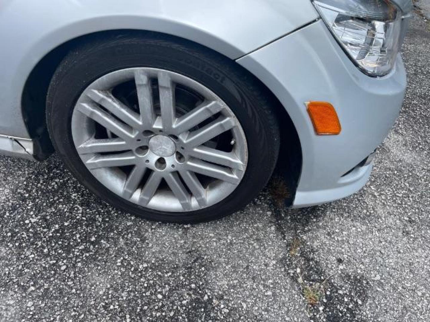 2009 Silver Mercedes-Benz C-Class C300 4MATIC Sport Sedan (WDDGF81X49R) with an 3.0L V6 DOHC 24V engine, 7-Speed Automatic transmission, located at 1806 Veterans Memorial Hwy SW, Austell, GA, 30168, (770) 944-9558, 33.817959, -84.606987 - Photo#18