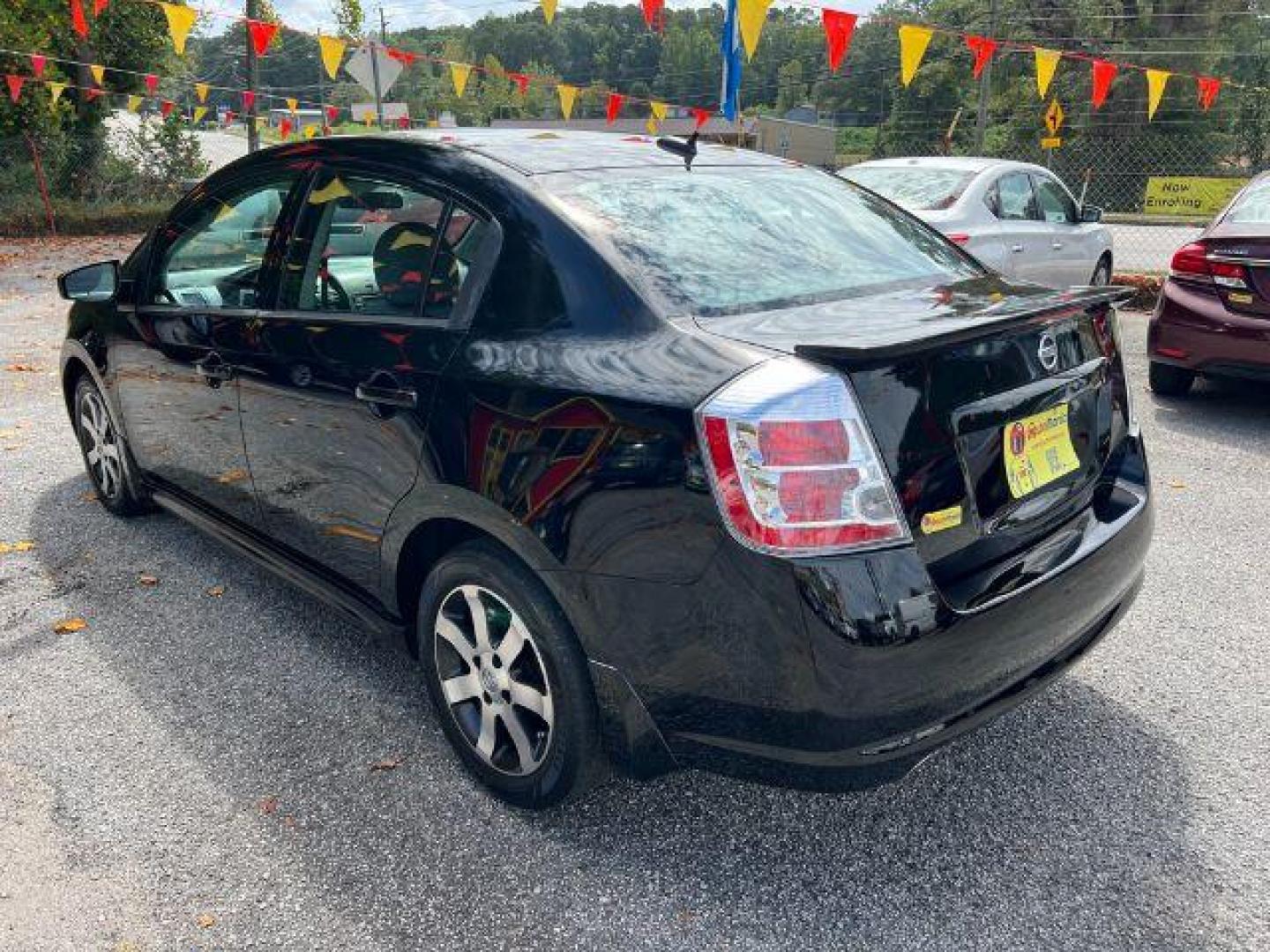 2012 Black Nissan Sentra 2.0 SR (3N1AB6AP8CL) with an 2.0L L4 DOHC 16V engine, Continuously Variable Transmission transmission, located at 1806 Veterans Memorial Hwy SW, Austell, GA, 30168, (770) 944-9558, 33.817959, -84.606987 - Photo#3