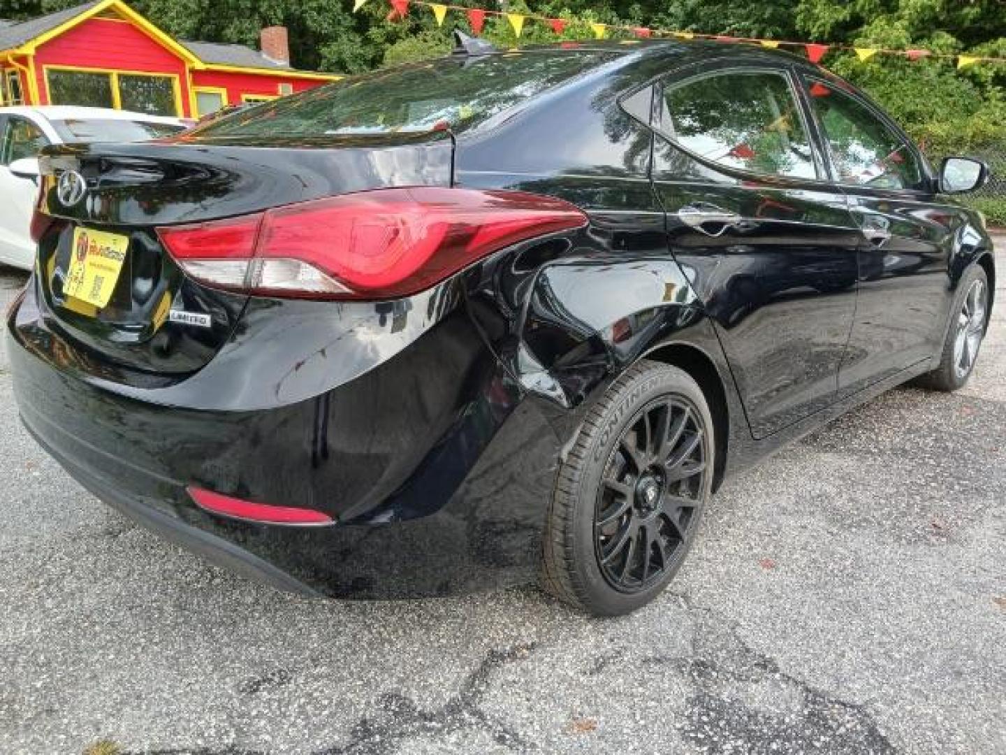 2016 Black Hyundai Elantra SE 6AT (KMHDH4AE4GU) with an 1.8L L4 DOHC 16V engine, 6-Speed Automatic transmission, located at 1806 Veterans Memorial Hwy SW, Austell, GA, 30168, (770) 944-9558, 33.817959, -84.606987 - Photo#5