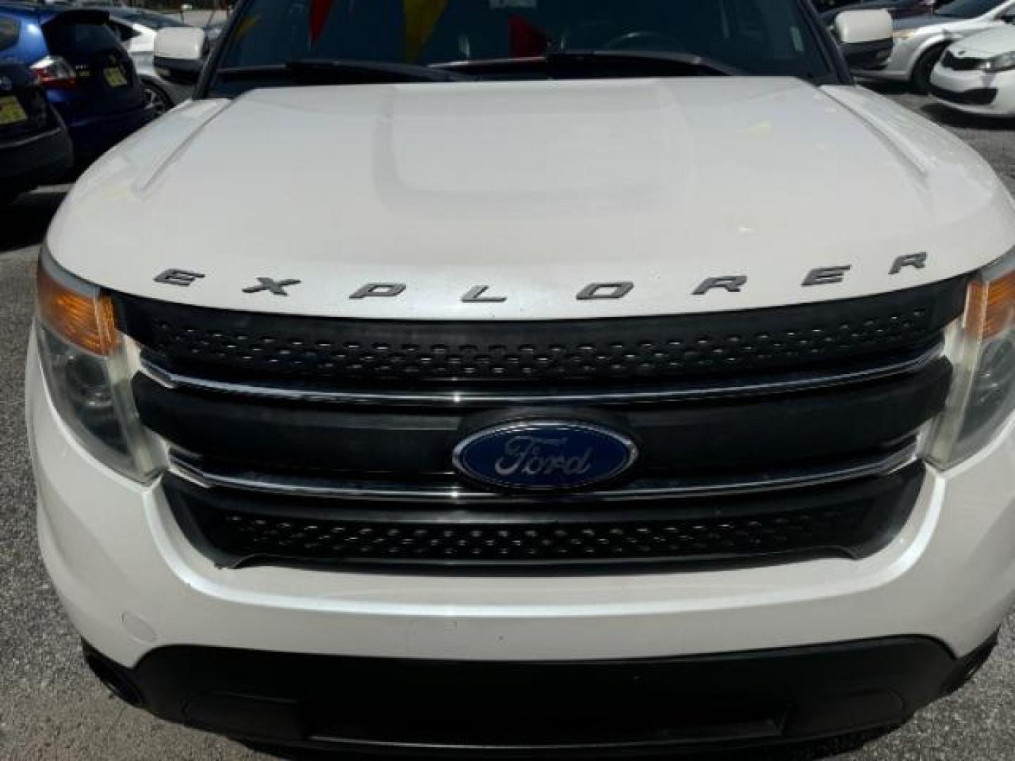 2014 White Ford Explorer Limited FWD (1FM5K7F82EG) with an 3.5L V6 DOHC 24V engine, 6-Speed Automatic transmission, located at 1806 Veterans Memorial Hwy SW, Austell, GA, 30168, (770) 944-9558, 33.817959, -84.606987 - Photo#22